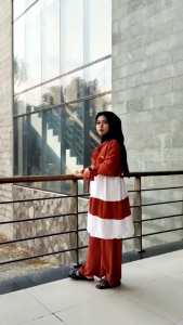 Oneset Lady Pelangi Cringkel Airflow Terbaru Setelan Wanita