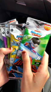 Monsta Galaxy Card Pek Heroes Unite ( Harga untuk 1 peck SAHAJA )