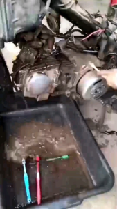 น้ำยาล้างคราบน้ำมันคราบสกปรกไม่กัดสีรถไม่กัดซีลยาง