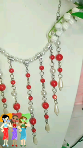 Kalung Wanita White Red: Desain & Aksesoris Elegan