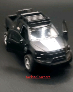 DIECAST TOY CAR SCALE 1:32 SCALE PICK UP