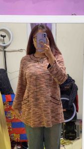 Atasan rajut perempuan warna unik