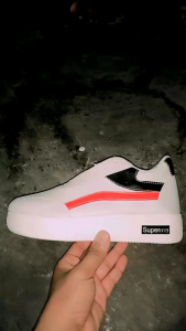 SEPATU SNEAKERS WANITA TERMURAH DAN TERBARU DI TAHUN 2022