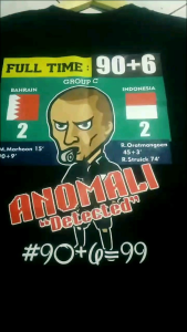 T-SHIRT KAOS WASIT ANOMALI FOOTBALL BAHRAIN INDONESIA 90+6=99 (katun combed 30s)
