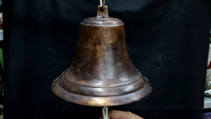 ระฆัง ทองเหลือง ลงหิน ( โรงเรียน 9 นิ้ว ) น้ำตาล R043