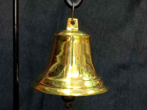 ระฆัง ทองเหลือง ขัดเงา แบบ โรงเรียน ทอง ( 9 นิ้ว ) R042