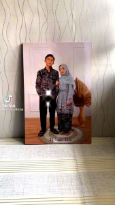 Cetak foto 10r jernih sudah di bingkai papan MDF