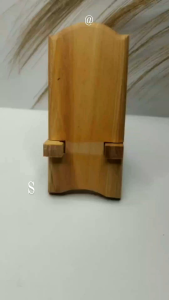 Stand Holder Handphone Tempat Dudukan Meja Hp Bahan Kayu