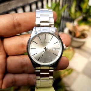 Jam Tangan Rantai CTZ 055: Desain Unik & Tanggal Aktif