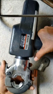 MÁY ÉP COS 9 TẤN DÙNG PIN IZUMI REC 150C