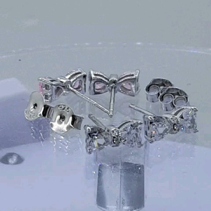Sepasang (E-8226)Subang telinga perak 925/anting-anting perak 925/earring 925 silver