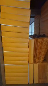 ผ้าเช็ดตัว เซตของขวัญ ผ้าขนหนูขนแกะ แถม ถุงหิ้ว 1 ใบ 1กล่องมีผื้นใหญ่ 1 ผื้น ผืนเล็ก 2 ผืน ขนาด 135 x 75 cm