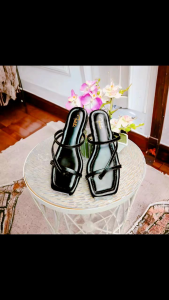 Sandal Wayahna-WFS04: Fashion Korea Untuk Sandal Slop, Rumah, dan Wedges