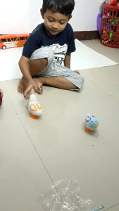 MAINAN AYAM BERJALAN