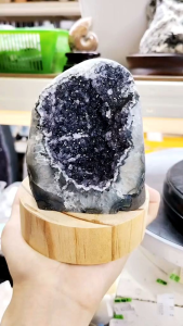 Natural Collection Uruguay Special Rainbow Amethyst Cave Ornament RA37