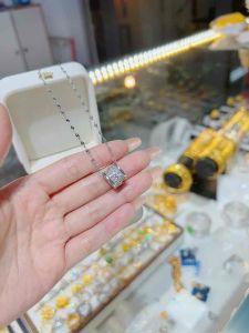 qDây chuyền titan kèm mặt trụ baguet siêu sáng không đen không gỉ Kami trang sức titan sỉ