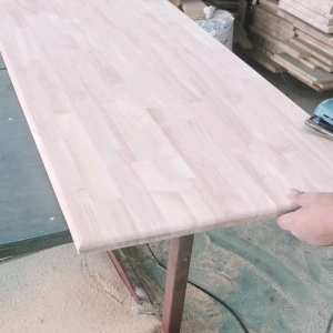 ท๊อปโต๊ะ พาราประสาน หนา 20 มิล ตัดตามขนาด 60 ซม x 140 ซม *** ฟรีบริการลมคมไม้*** กรุณาแจ้งในแชท หากต้องการรับบริการ ลบมน 2060140 60 x 140