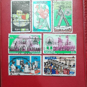 Prangko Nigeria Kuno 7 Pcs Campur USED
