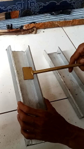 alat coak /penekuk baja ringan