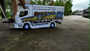 truck oleng miniatur HM cabe/one by one 30 cm berkualitasmurah varian lampu dan terpal