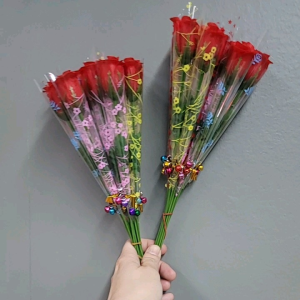 กุหลาบวาเลนไทน์ / กุหลาบผูกกระดิ่ง /ดอกไม้ปัจฉิม