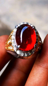 Batu permata merah siam crystal