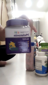 Kẹo Dẻo giúp ngủ ngon Natrol Kids Gummies Melatonin 1mg Sleep hương Berry của Mỹ hộp 180 viên - cho bé trên 4 tuổi