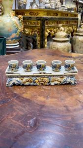 Bộ Kỷ Ngai 5 Chén/3 Chén Kỷ Thờ Cúng Men Rạn Đắp Nổi Bát Tràng Cao Cấp
