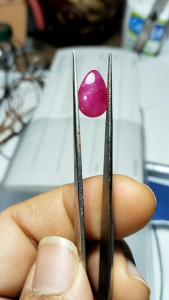 ทับทิมอัฟริกาแท้เผาเก่าพร้อมใบเซอร์รายละเอียด