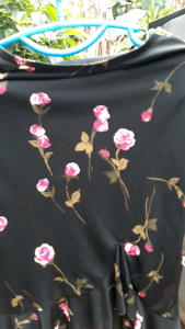 Rok Hitam Bunga Rose
