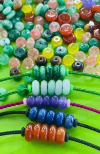 Vòng tay nam nữ đồng điếu ngũ phúc đá hổ phách thiên nhiên bao kiểm định đá quý