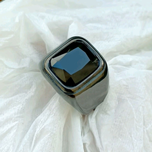 CINCIN BATU BLACK DIAMOND KOTAK RING TITANIUM