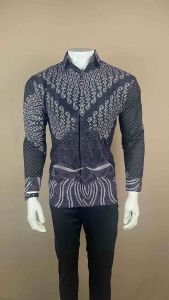 Kemeja Batik Pria Motif Kerispati: Elegan & Nyaman Dipakai