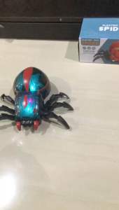 Mainan Laba2-Lebah honeybee anak bisa jalan ada musik dan lampu