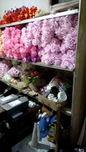 Bunga Mawar Tangkai 5 Cabang & Bunga Mawar Gold: Dekorasi Jual Per Lusin