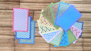 Anyaman Kertas Motif Ganda Anyama  Sudah Jadi