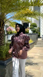 Kemeja Kenza Cradenza Silk: Kemeja Wanita Lengan Panjang Berkualitas Tinggi