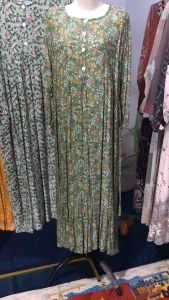 Evary Daster Tompel Emily & Midi Bunga: Pilihan Nyaman untuk Liburan & Pesta