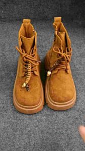 golden combat boots คอมแบทบูทหนังกลับ มีซิปข้าง