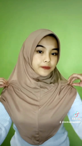 Hijab Bergo Size M/ Hijab Sport M Jait Tepi Rapih