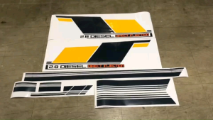 สติ๊กเกอร์แบบดั้งเดิมรถ 6 ล้อ ยี่ห้อ ISUZU คำว่า 2.8 3.6 3.9 DIESEL DIRECT INJECTION