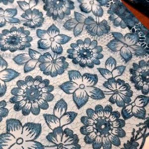 Kain Tille prada bordiran tebel/bahan kebaya mewah dan kekinian (harga per setengah meter)