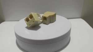 Đầu chia RJ11 1 ra 2  đầu chia line điện thoại bàn từ 1 đầu đực ra 2 cái