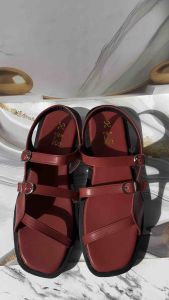 Sandal Wanita 2 cm: Viral, Santai, Elegan & Nyaman