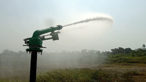 Paket sprinkler dan tiang tripot jet-45 Radius tembak 45 meter