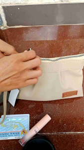 DOMPET POUCH KOIN WANITA /DOMPET HP WANITA/DOMPET CANTIK WANITA KEKINIAN By Valensia Kirana 01