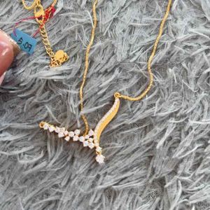 Kalung Mahkota Zirkon: Aksesoris Pernikahan Elegan