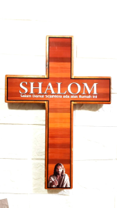 Hiasan Dinding Salib Jati: Gaya Interior & Dekorasi