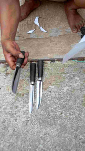 Pisau Dapur Bahan Baja Super Tajam