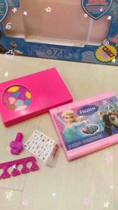 Mekup Mainan Budak Kid Safe Formula Blusher Eyeshadow Lipstick Bling Glowing Make Up Palette Toys